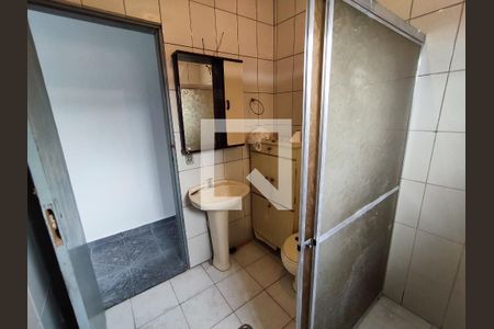 Casa à venda com 152m², 4 quartos e 1 vaga Casa à venda com 152m², 4 quartos e 1 vagaBanheiro da Suíte