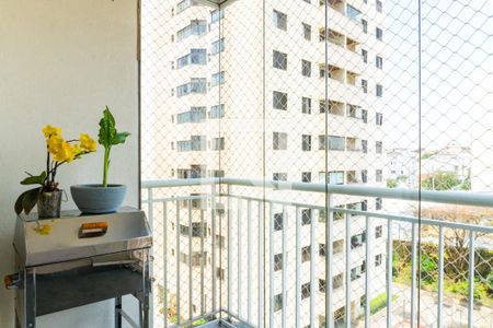 Sacada de apartamento à venda com 3 quartos, 68m² em Vila São Paulo, São Paulo