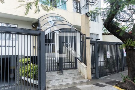 Apartamento à venda com 71m², 2 quartos e sem vagaÁrea comum