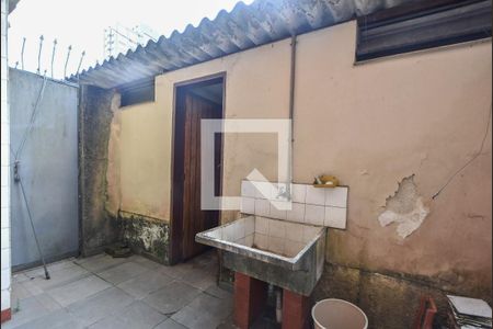 Casa à venda com 128m², 3 quartos e 2 vagasLavanderia 