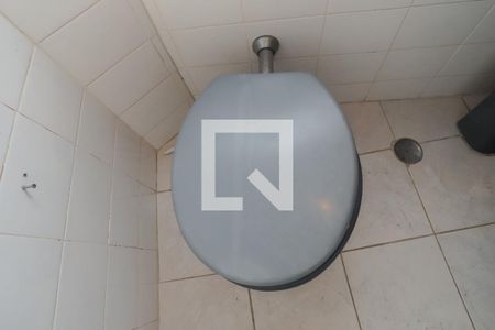 Casa para alugar com 72m², 2 quartos e 2 vagasLavabo