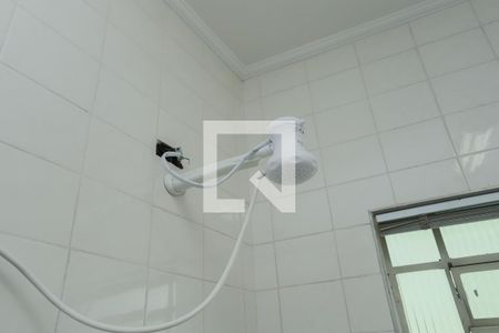 Casa para alugar com 72m², 2 quartos e 2 vagasBanheiro