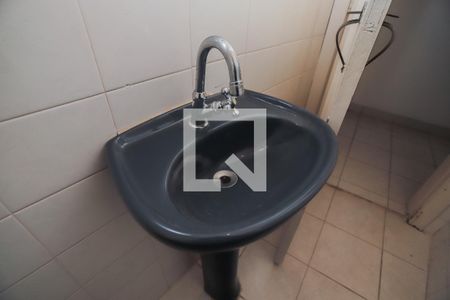 Casa para alugar com 72m², 2 quartos e 2 vagasLavabo