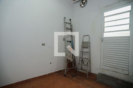 Casa para alugar com 72m², 2 quartos e 2 vagasÁrea de Serviço