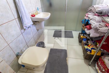 Apartamento à venda com 205m², 3 quartos e 1 vaga Apartamento à venda com 205m², 3 quartos e 1 vagaBanheiro da Suíte