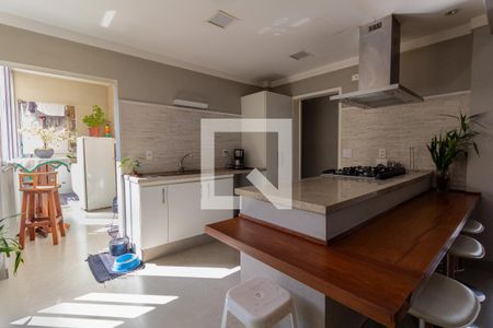 Apartamento à venda com 205m², 3 quartos e 1 vaga Apartamento à venda com 205m², 3 quartos e 1 vagaCozinha