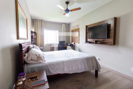 Apartamento à venda com 205m², 3 quartos e 1 vaga Apartamento à venda com 205m², 3 quartos e 1 vagaSuite