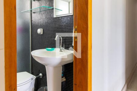 Apartamento à venda com 205m², 3 quartos e 1 vaga Apartamento à venda com 205m², 3 quartos e 1 vagaBanheiro do Corredor