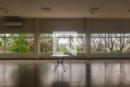 Apartamento para alugar com 45m², 2 quartos e 1 vagaÁrea comum - Salão de festas