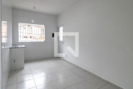 Sala e Cozinha de casa para alugar com 1 quarto, 50m² em Vila São José, São Paulo