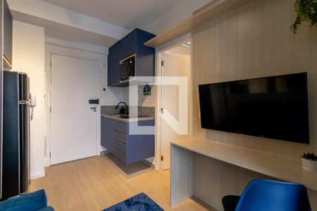 Sala e Cozinha de apartamento para alugar com 1 quarto, 27m² em Vila Nova Conceição, São Paulo