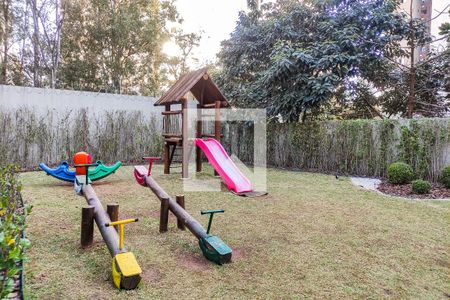 Apartamento à venda com 69m², 2 quartos e 2 vagas Apartamento à venda com 69m², 2 quartos e 2 vagasÁrea Comum - Playground