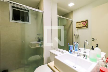 Apartamento à venda com 69m², 2 quartos e 2 vagas Apartamento à venda com 69m², 2 quartos e 2 vagasBanheiro da Suíte