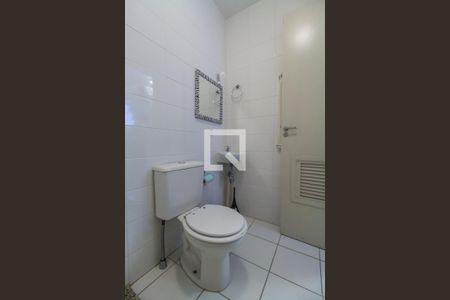 Apartamento à venda com 132m², 3 quartos e 2 vagasBanheiro de Serviço