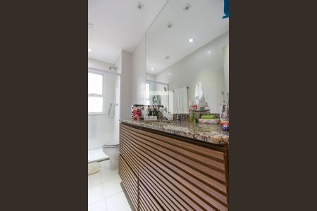 Apartamento à venda com 132m², 3 quartos e 2 vagasBanheiro Social