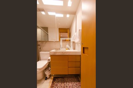 Banheiro de apartamento para alugar com 1 quarto, 40m² em Barro Preto, Belo Horizonte