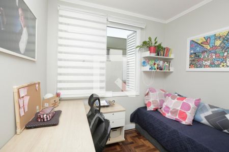 Quarto 2 de apartamento à venda com 2 quartos, 50m² em Medianeira, Porto Alegre