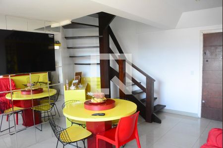 Sala de apartamento para alugar com 2 quartos, 169m² em Parque Bela Vista, Salvador
