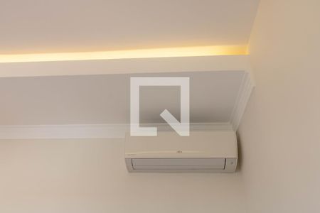 Apartamento à venda com 165m², 3 quartos e 3 vagas Apartamento à venda com 165m², 3 quartos e 3 vagasSuíte 2