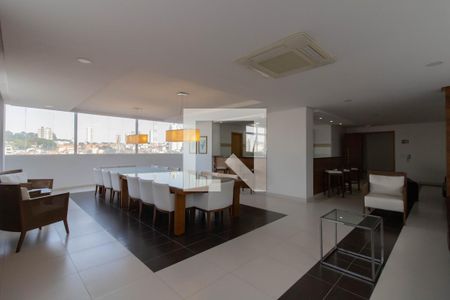 Apartamento à venda com 165m², 3 quartos e 3 vagas Apartamento à venda com 165m², 3 quartos e 3 vagasÁrea Comum - Espaço Gourmet