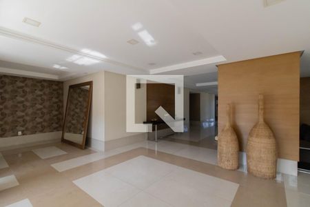 Apartamento à venda com 165m², 3 quartos e 3 vagas Apartamento à venda com 165m², 3 quartos e 3 vagasÁrea Comum - Hall