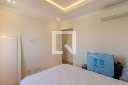 Apartamento à venda com 165m², 3 quartos e 3 vagas Apartamento à venda com 165m², 3 quartos e 3 vagasSuíte 2