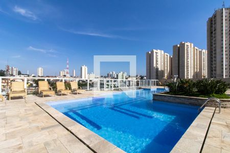 Apartamento à venda com 165m², 3 quartos e 3 vagas Apartamento à venda com 165m², 3 quartos e 3 vagasÁrea Comum - Piscina