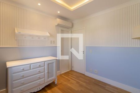 Apartamento à venda com 165m², 3 quartos e 3 vagas Apartamento à venda com 165m², 3 quartos e 3 vagasSuíte 3