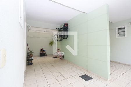 Casa de condomínio à venda com 90m², 3 quartos e 2 vagasGaragem