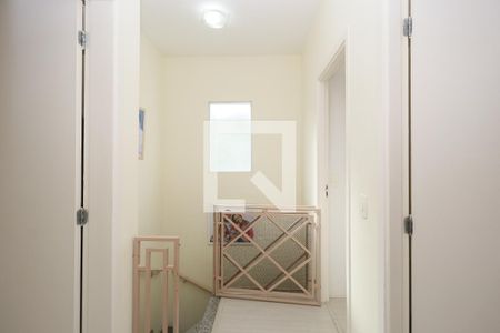 Casa de condomínio à venda com 90m², 3 quartos e 2 vagasHall