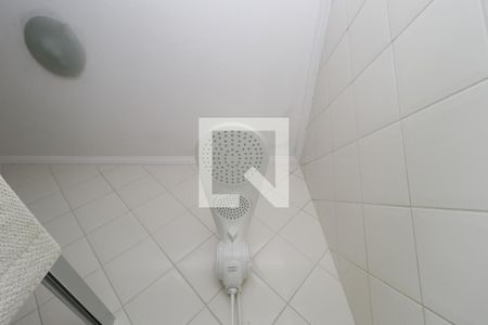 Casa de condomínio à venda com 90m², 3 quartos e 2 vagasDetalhe banheiro