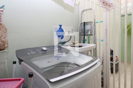 Casa de condomínio à venda com 90m², 3 quartos e 2 vagasÁrea de Serviço