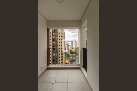 Varanda  de kitnet/studio para alugar com 1 quarto, 23m² em Vila Mariana, São Paulo