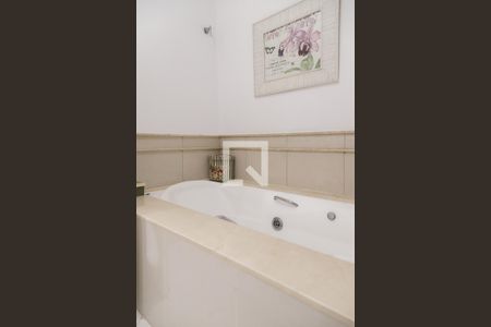 Apartamento à venda com 310m², 4 quartos e 2 vagasBanheiro da suíte 2