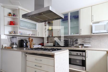 Apartamento à venda com 310m², 4 quartos e 2 vagasCozinha