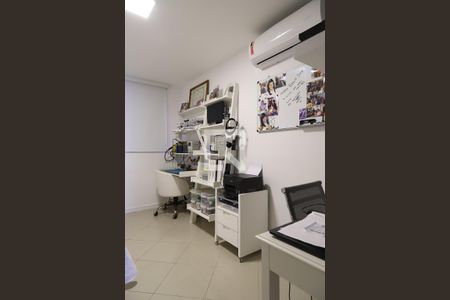 Apartamento à venda com 310m², 4 quartos e 2 vagasQuarto