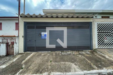 Casa à venda com 157m², 3 quartos e 3 vagasFachada