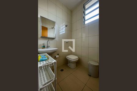 Casa à venda com 157m², 3 quartos e 3 vagasBanheiro Social