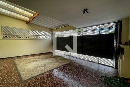 Casa à venda com 157m², 3 quartos e 3 vagasGaragem
