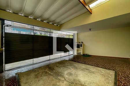 Casa à venda com 157m², 3 quartos e 3 vagasGaragem