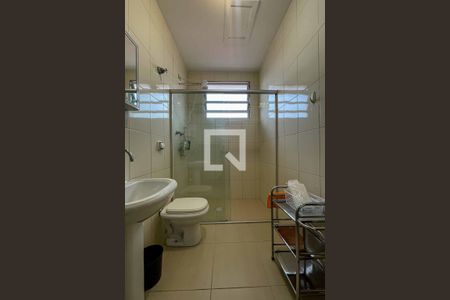 Banheiro da Suíte de casa à venda com 3 quartos, 157m² em Parque Peruche, São Paulo
