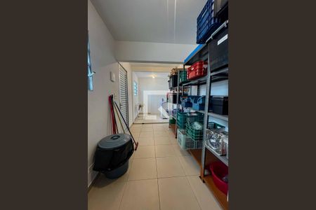 Casa à venda com 157m², 3 quartos e 3 vagasÁrea de Serviço