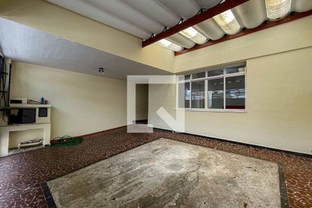 Casa à venda com 157m², 3 quartos e 3 vagasGaragem