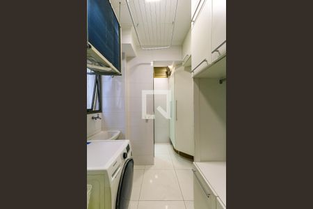 Apartamento para alugar com 106m², 2 quartos e 2 vagas Apartamento para alugar com 106m², 2 quartos e 2 vagasLavanderia