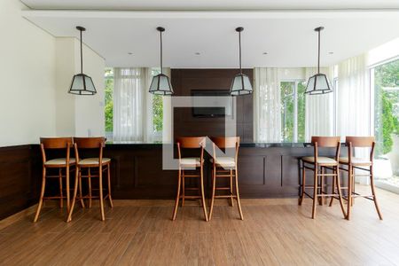 Apartamento para alugar com 74m², 2 quartos e 1 vaga Apartamento para alugar com 74m², 2 quartos e 1 vagaSala de Jogos