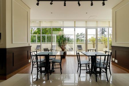 Apartamento para alugar com 74m², 2 quartos e 1 vaga Apartamento para alugar com 74m², 2 quartos e 1 vagaSala de Jogos