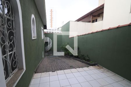 Casa à venda com 200m², 3 quartos e 5 vagasQuintal
