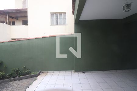 Vista Sala  de casa à venda com 3 quartos, 200m² em Vila Paulicéia, São Paulo