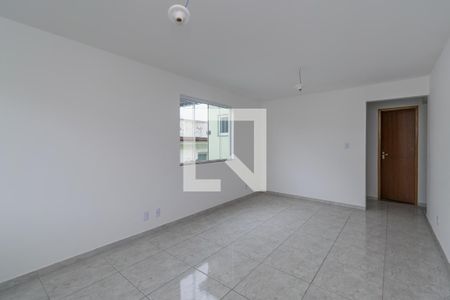 Sala de casa para alugar com 3 quartos, 90m² em Brás de Pina, Rio de Janeiro