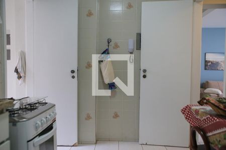 Cozinha de apartamento para alugar com 1 quarto, 70m² em José Menino, Santos